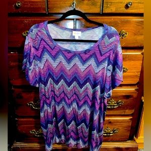 Lularoe XL olive top